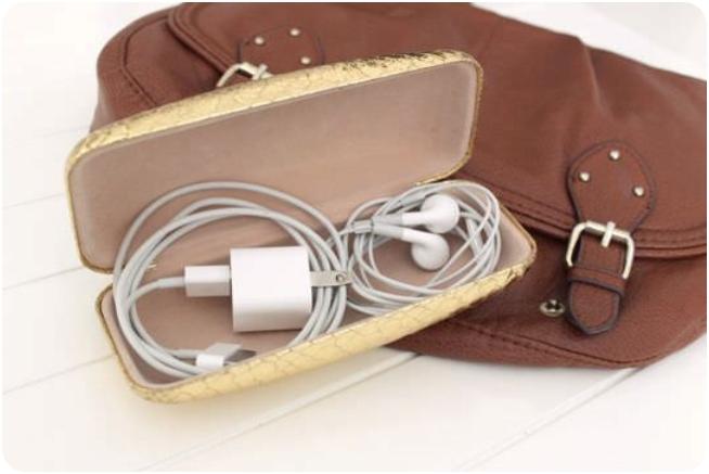 Travel Hacks: pack your charger and headphones