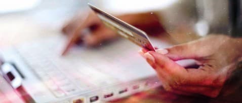 Thumbnail for Blog Article: How can you avoid late fees on your credit card?