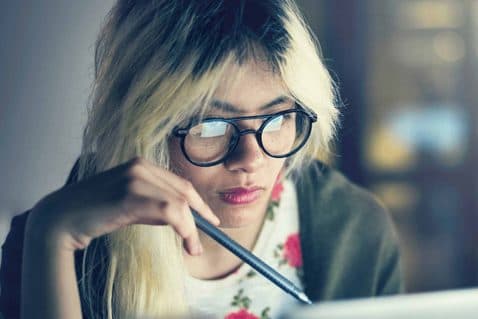 Thumbnail for Blog Article: College Ave vs Laurel Road: Which Student Loan Refinance Lender Is Better?