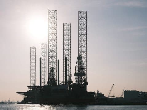 Thumbnail for Blog Article: How To Invest In Oil: Ways To Do It And What To Watch For