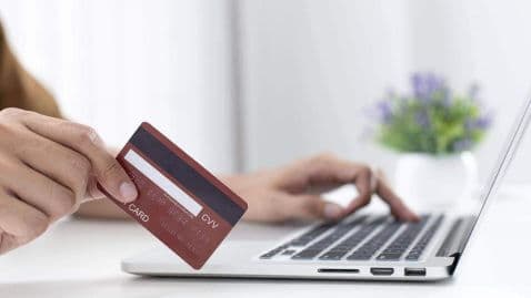 Thumbnail for Blog Article: Debt Consolidation Scams: Red Flags, Safe Alternatives & How to Protect Yourself