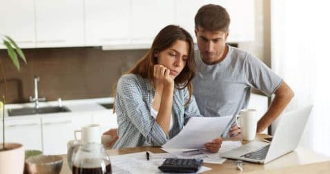Thumbnail for Blog Article: Discover vs Prosper: Compare Personal Loan Rates, Fees & Features